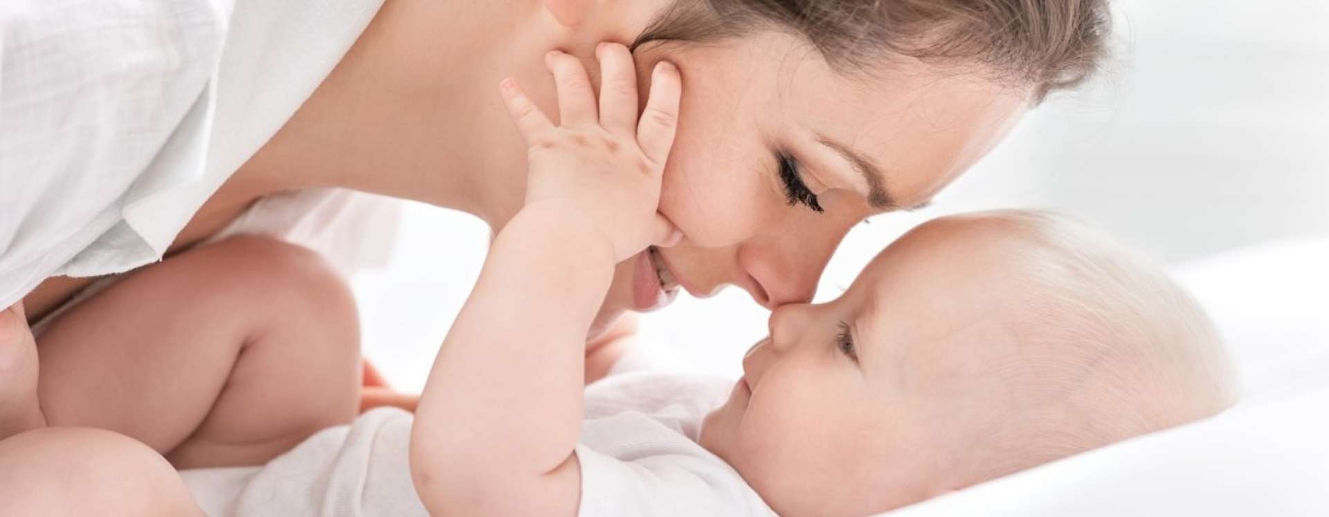 HÁ 25 ANOS A CUIDAR  DAS MAMÃS E DOS BEBÉS