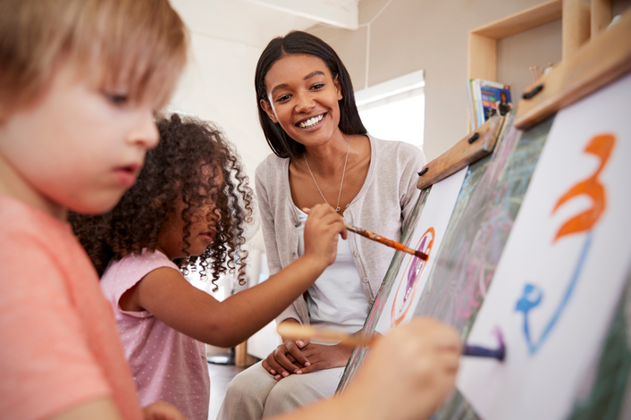 Método Montessori: Uma Abordagem Educativa Centrada na Criança