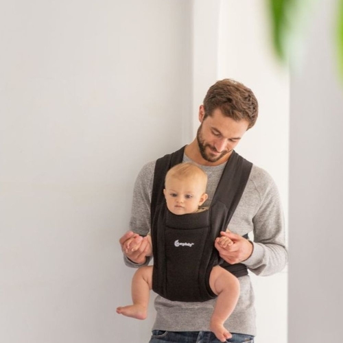 Porta-Bebés Ergobaby Embrace Black