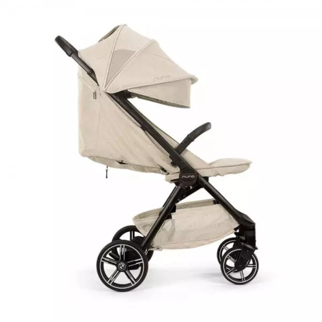 Carrinho Compacto Nuna Trvl lx BMW - Nuna - 8721094505203