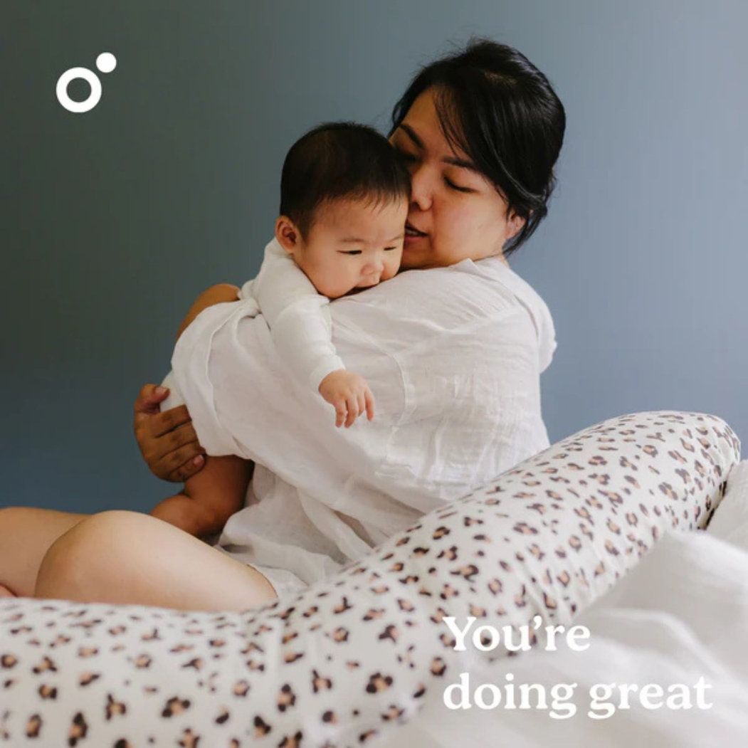 Almofada de Gravidez e Amamentação Doomoo Buddy Leopardo Bege - Doomoo - 5B87