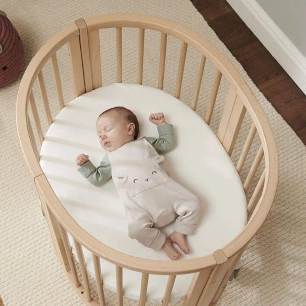 Mini Berço Stokke Sleepi Natural com Colchão e Lençol White - Stokke - PACKSLEEPI002-001