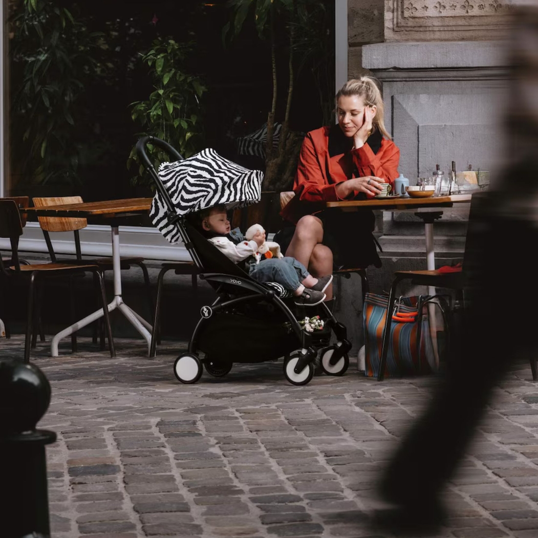 Carrinho de Bebé YOYO Black Stokke com Color Pack Zebra 6+ - Stokke - PACKYOYO011-001