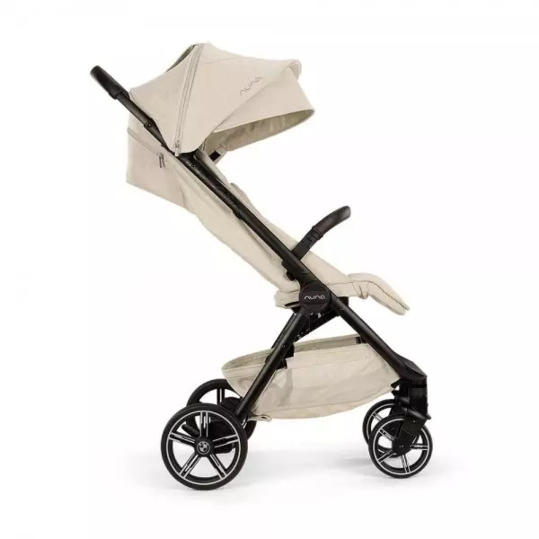 Carrinho Compacto Nuna Trvl lx BMW - Nuna - 8721094505203