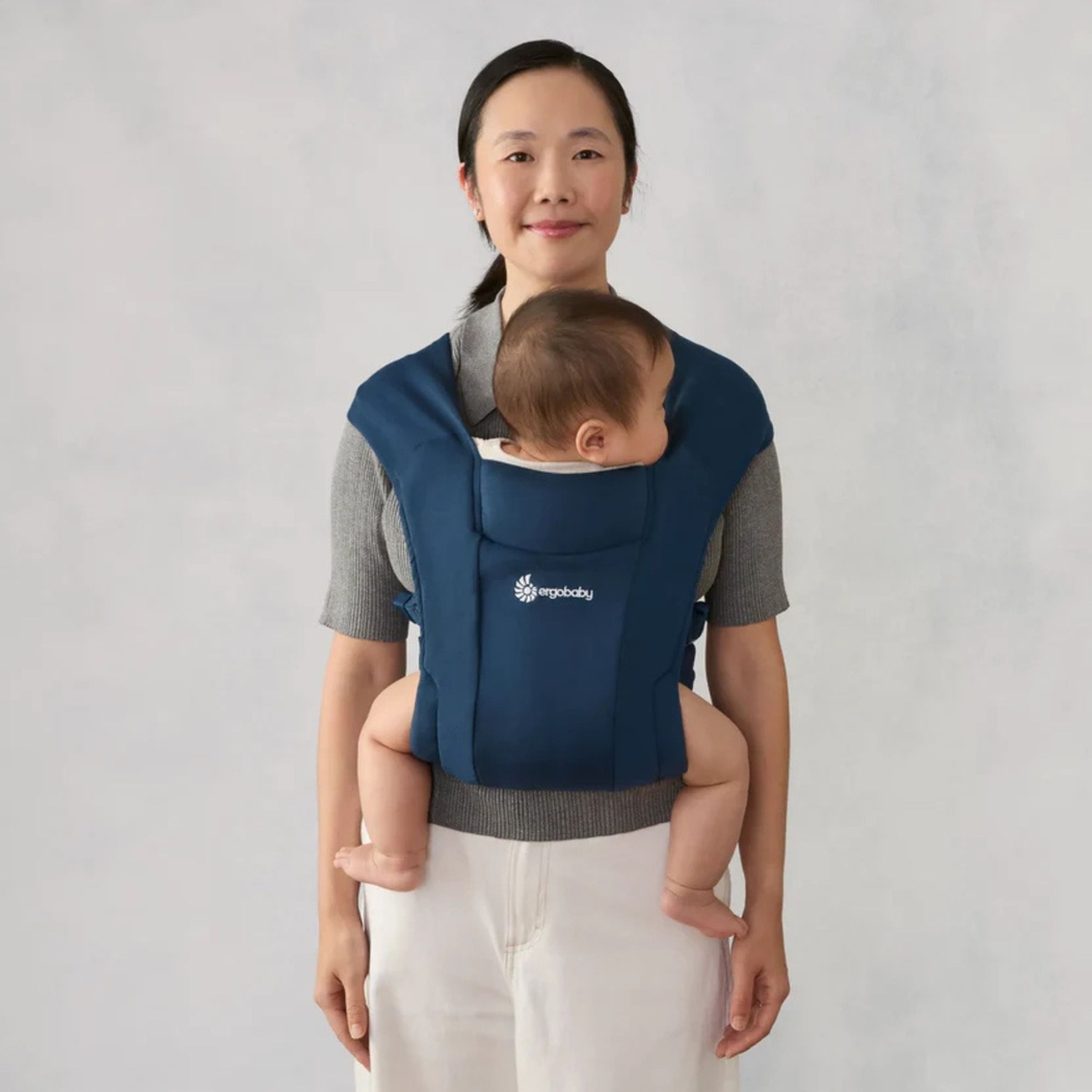Porta-Bebés Ergobaby Embrace Midnight Blue - Ergobaby - BCEMAMIDBLU