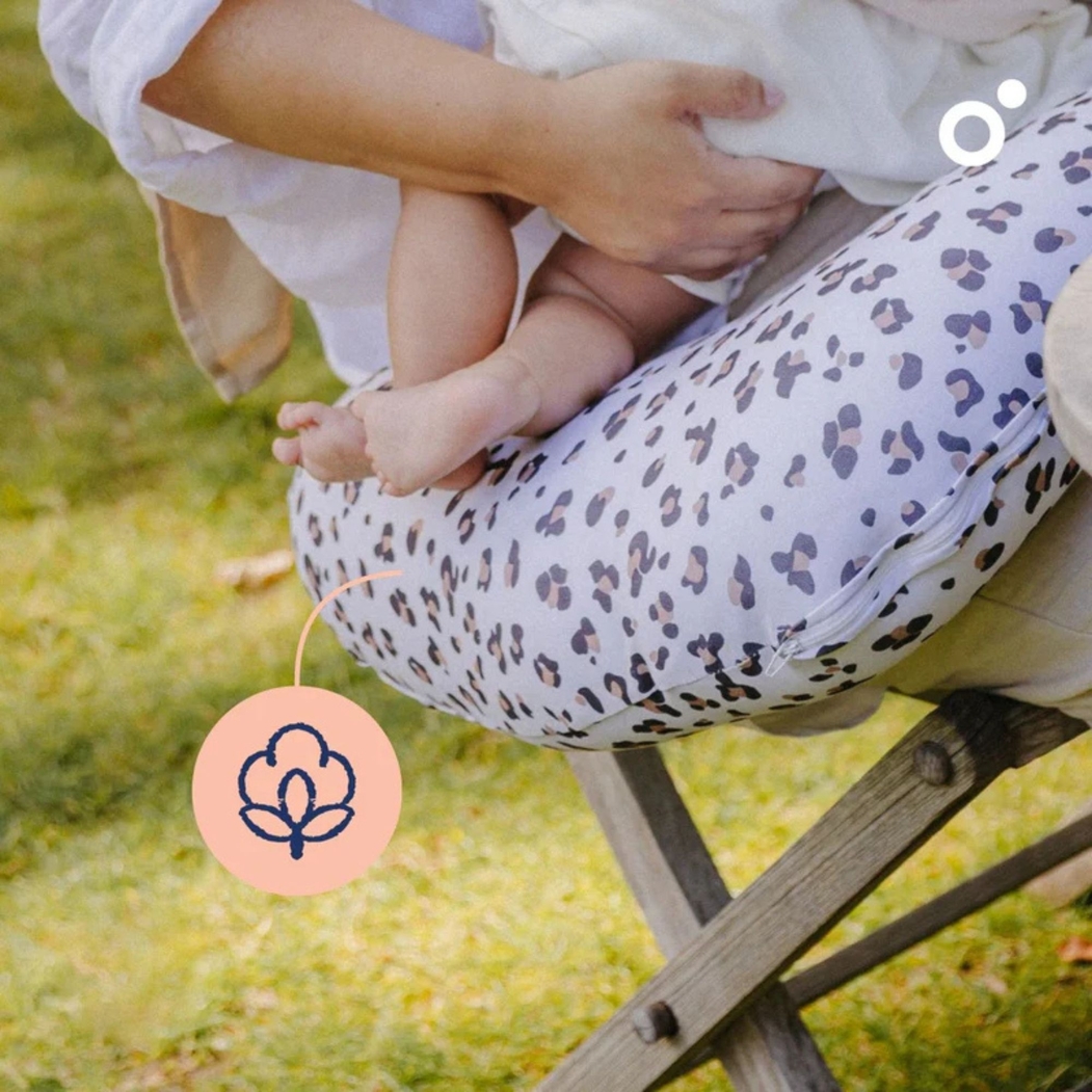 Almofada de Amamentação Doomoo Softy Leopardo Bege - Doomoo - 5S87