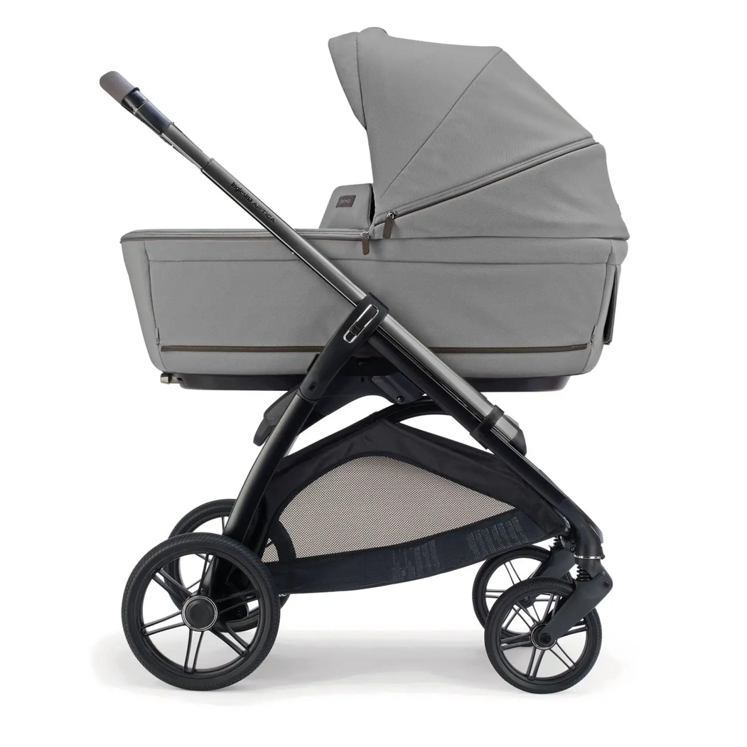 Carrinho de Bebé Trio Inglesina Aptica com Oferta Base Isofix Darwin 360º i-size - Inglesina - PACKAPTICA002-002