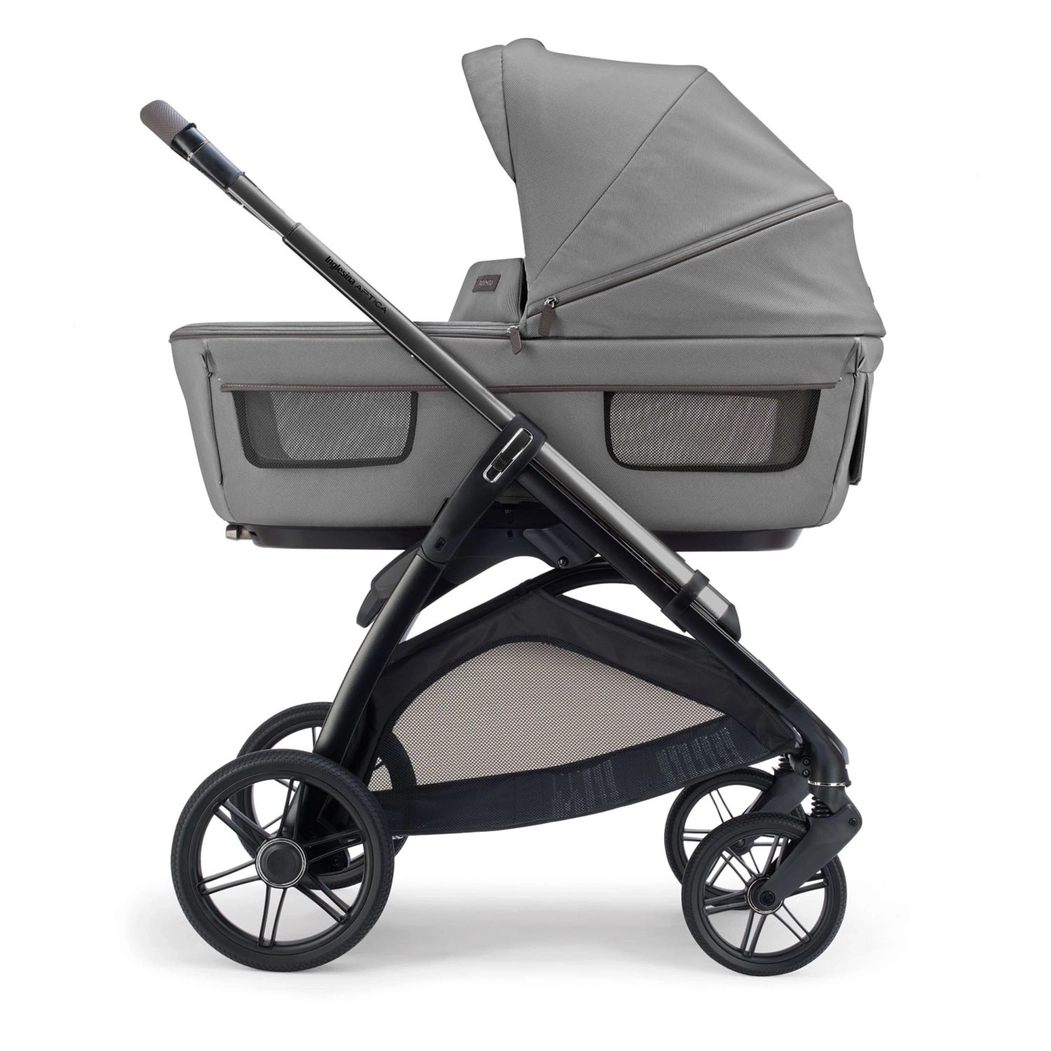 Carrinho de Bebé Trio Inglesina Aptica com Oferta Base Isofix Darwin 360º i-size - Inglesina - PACKAPTICA002-002