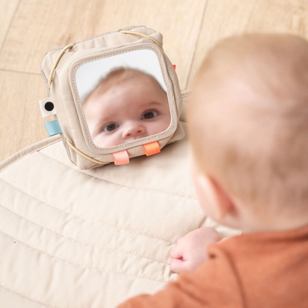 Atividade Sensorial com Cartões Done by Deer Deer Friends - Done By Deer - 5712643049883