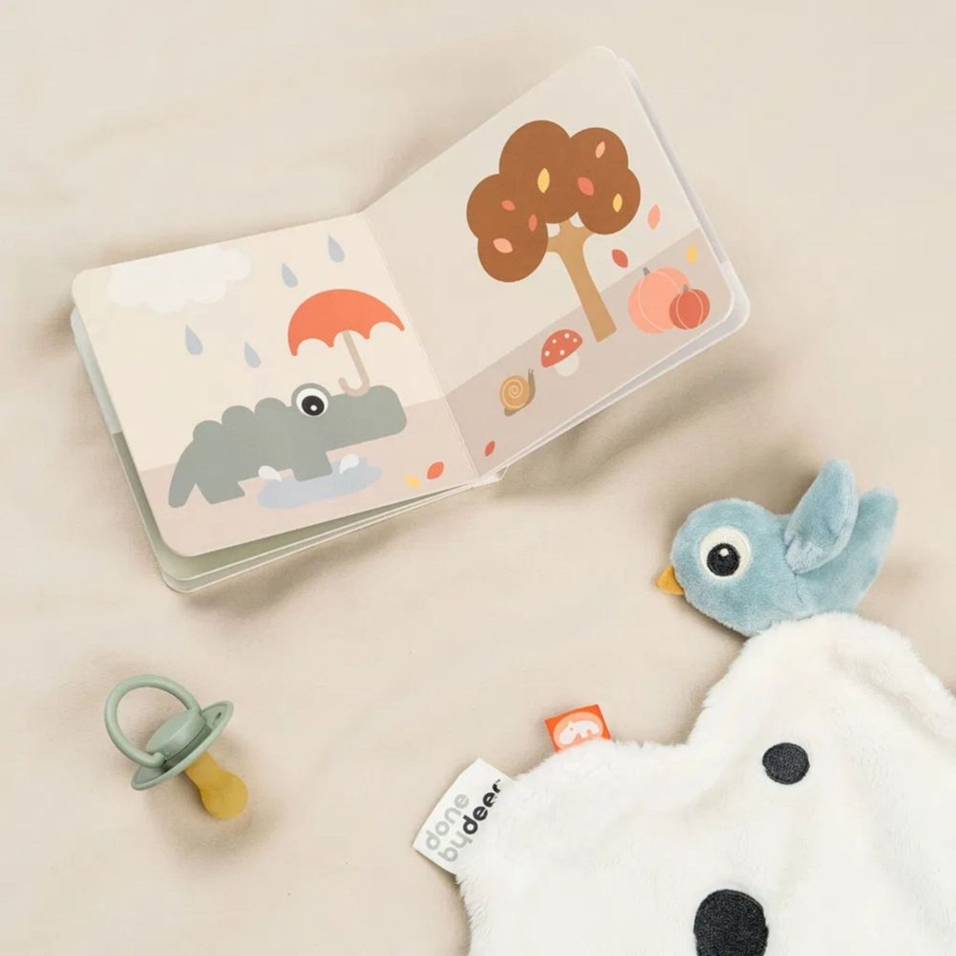 Livro em Cartão Done by Deer Croco Estações do Ano - Done By Deer - 5712643057598