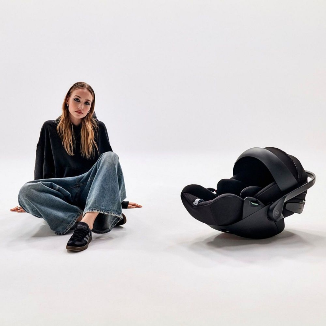 Babycoque Cybex Cloud T i-Size Urban Mobility Black - Cybex - 4063846470525