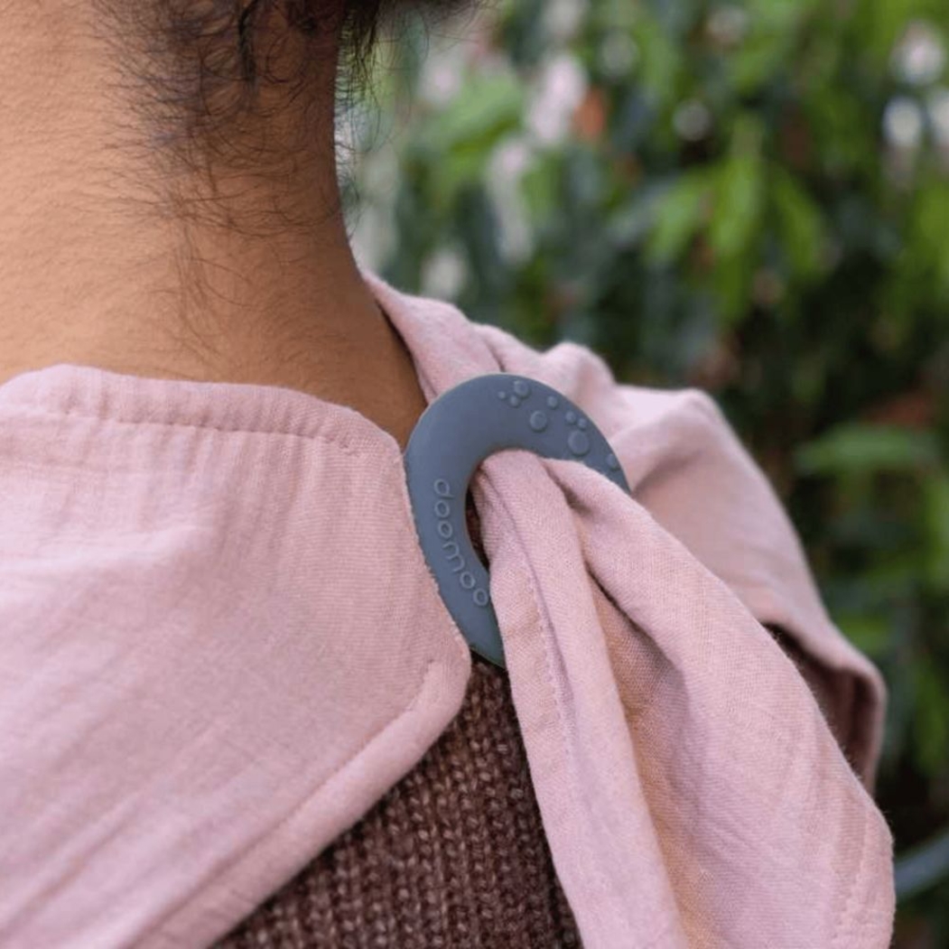 Capa de Amamentação Doomoo Mom'n Play Pink - Doomoo - 5400653009507