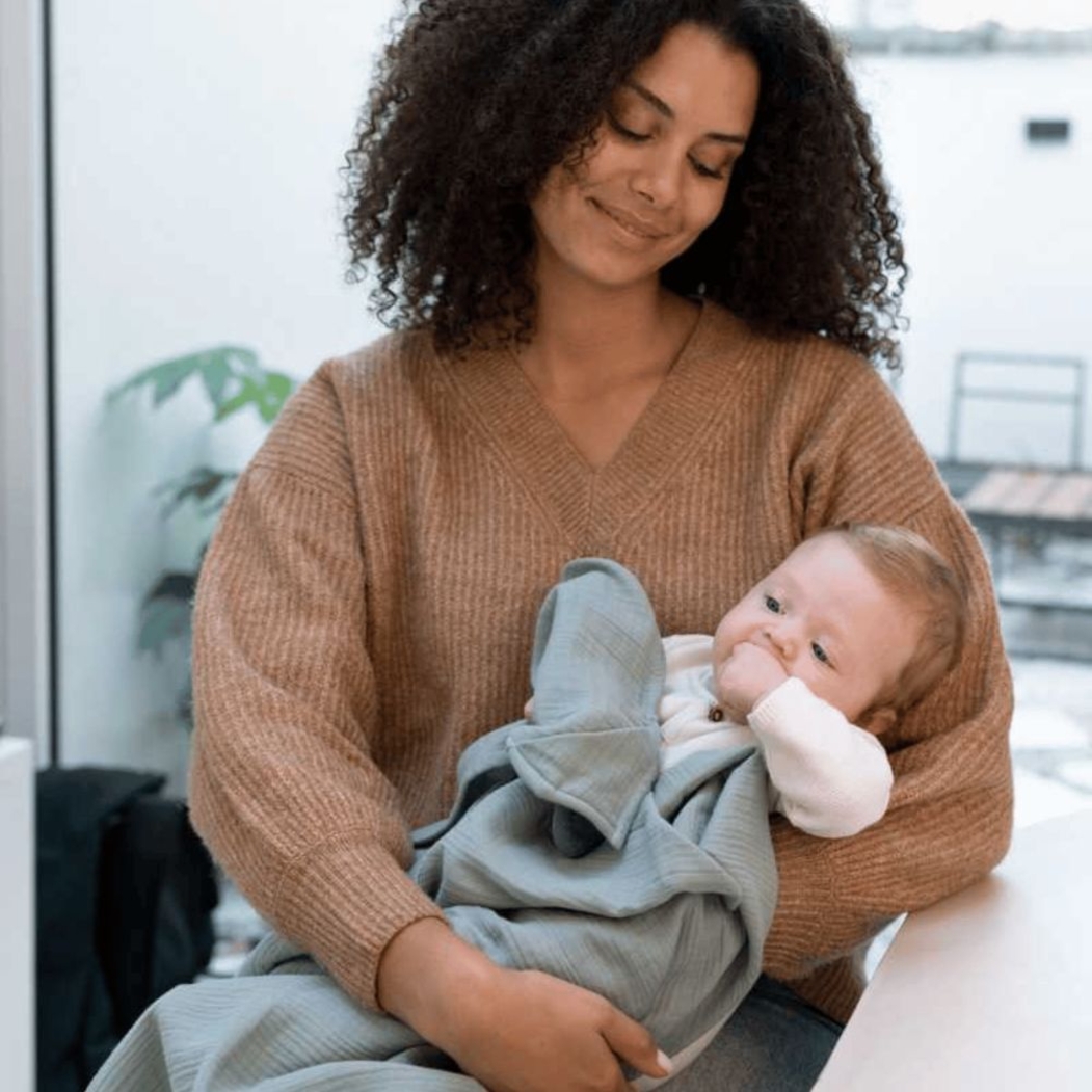 Capa de Amamentação Doomoo Mom'n Play Green - Doomoo - 5400653009521