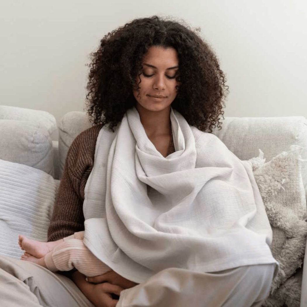 Capa de Amamentação Doomoo Mom'n Play Almond - Doomoo - 5400653009460