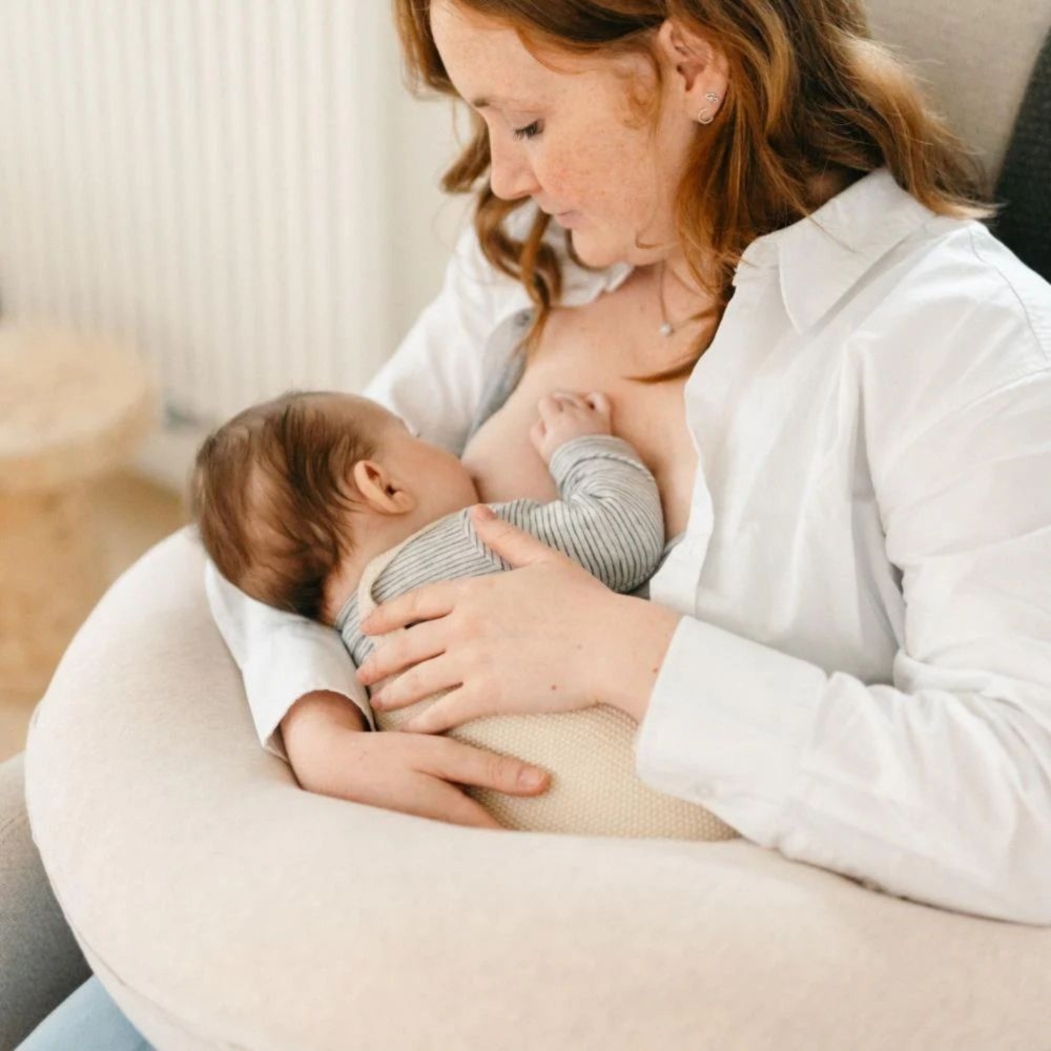 Almofada de Gravidez e Amamentação Doomoo Buddy Chine Sand - Doomoo - 5400653010640