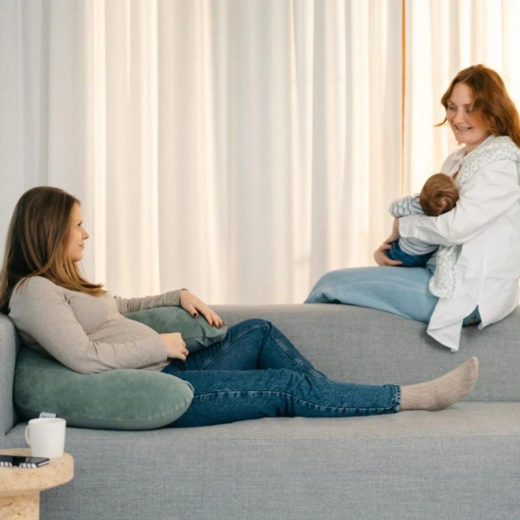 Almofada de Gravidez e Amamentação Doomoo Buddy Corduroy Green - Doomoo - 5400653010701