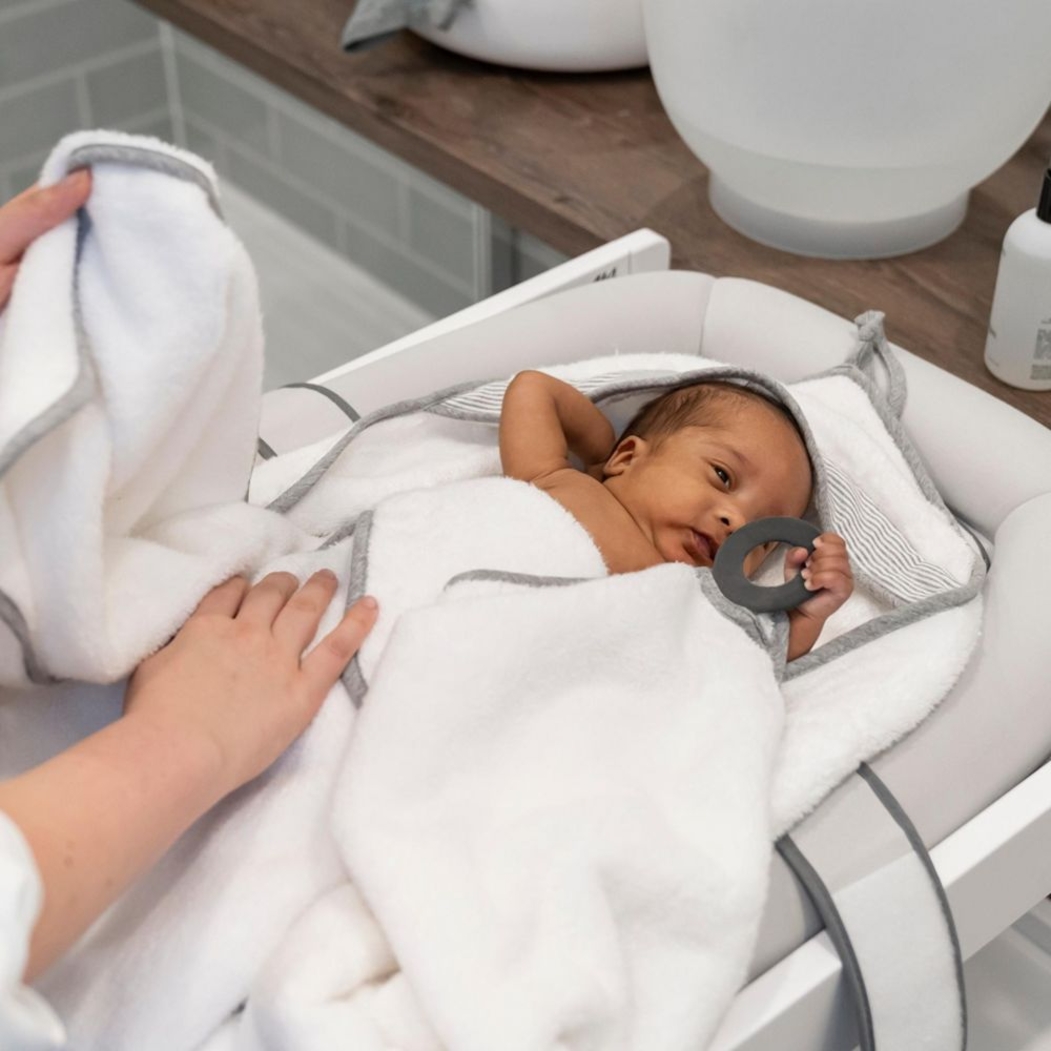 Toalha de Banho Doomoo Dry'n Play - Doomoo - 5400653009224