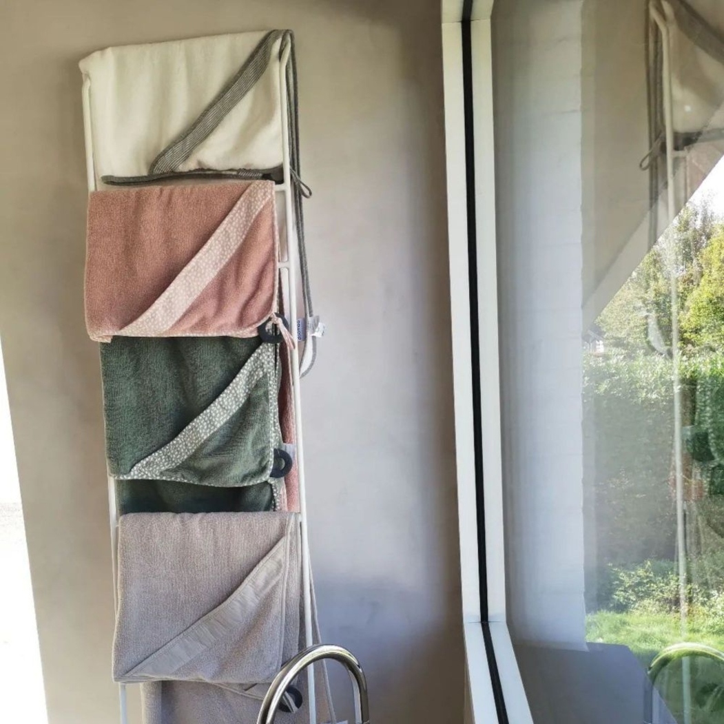 Toalha de Banho Doomoo Dry'n Play Almond - Doomoo - 5400653009965