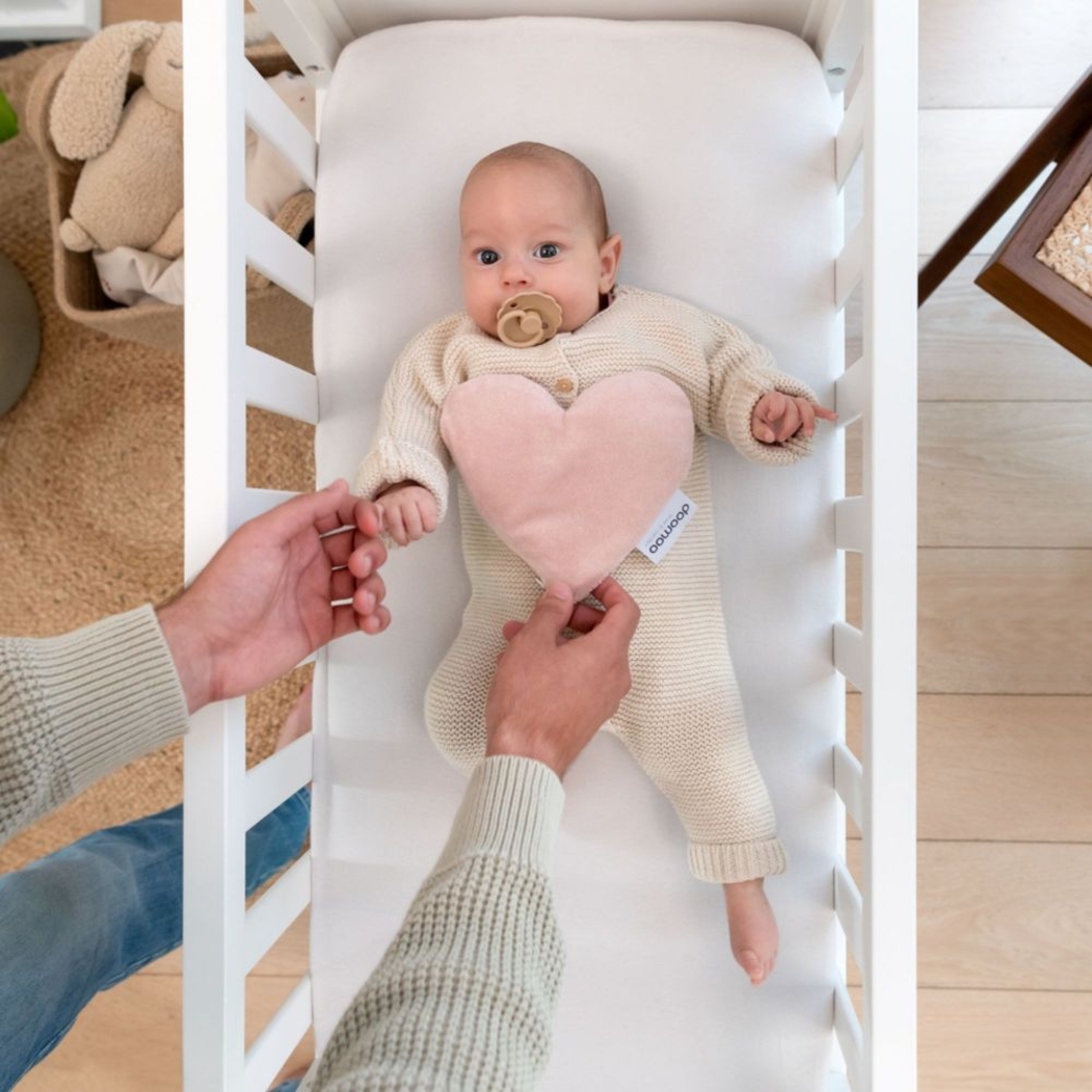 Almofada Térmica Anticólicas Doomoo Coração - Doomoo - 5400653010152