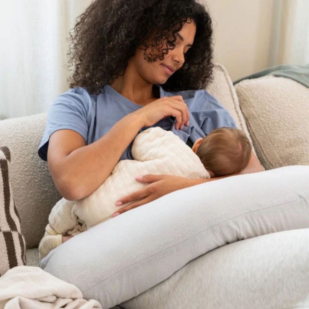 Almofada de Amamentação Doomoo Maxxy XXL Silver Dots - Doomoo - 5400653010381