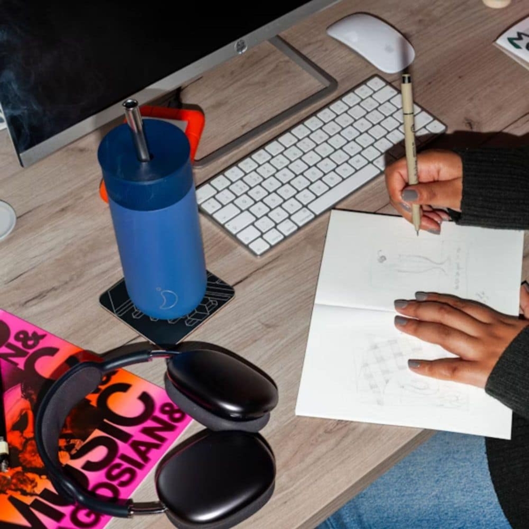 Copo com Palha Chilly's Serie 2 Switch Blue Whale 500ml - Chilly's - 607469948180