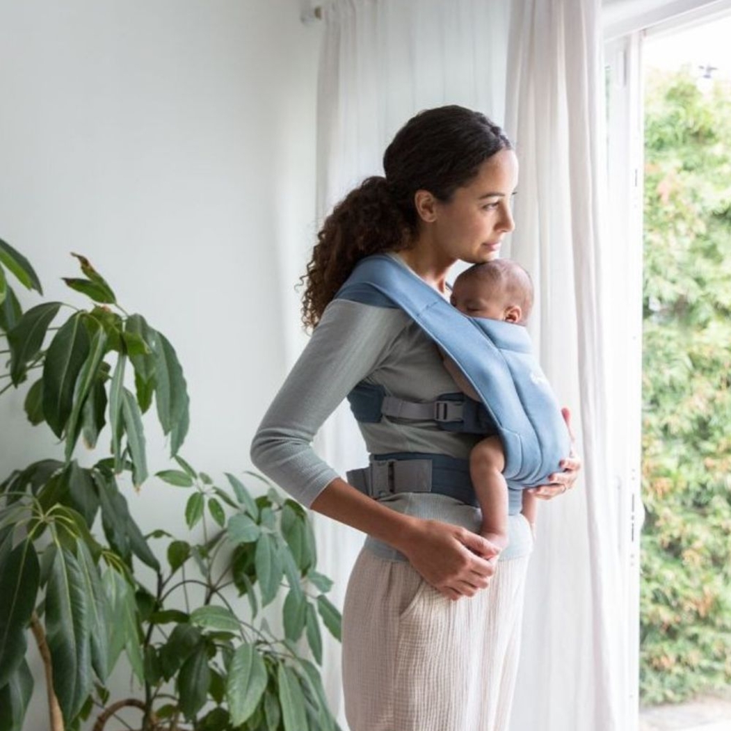Porta-Bebés Ergobaby Embrace Oxford Blue - Ergobaby - 1220000200036