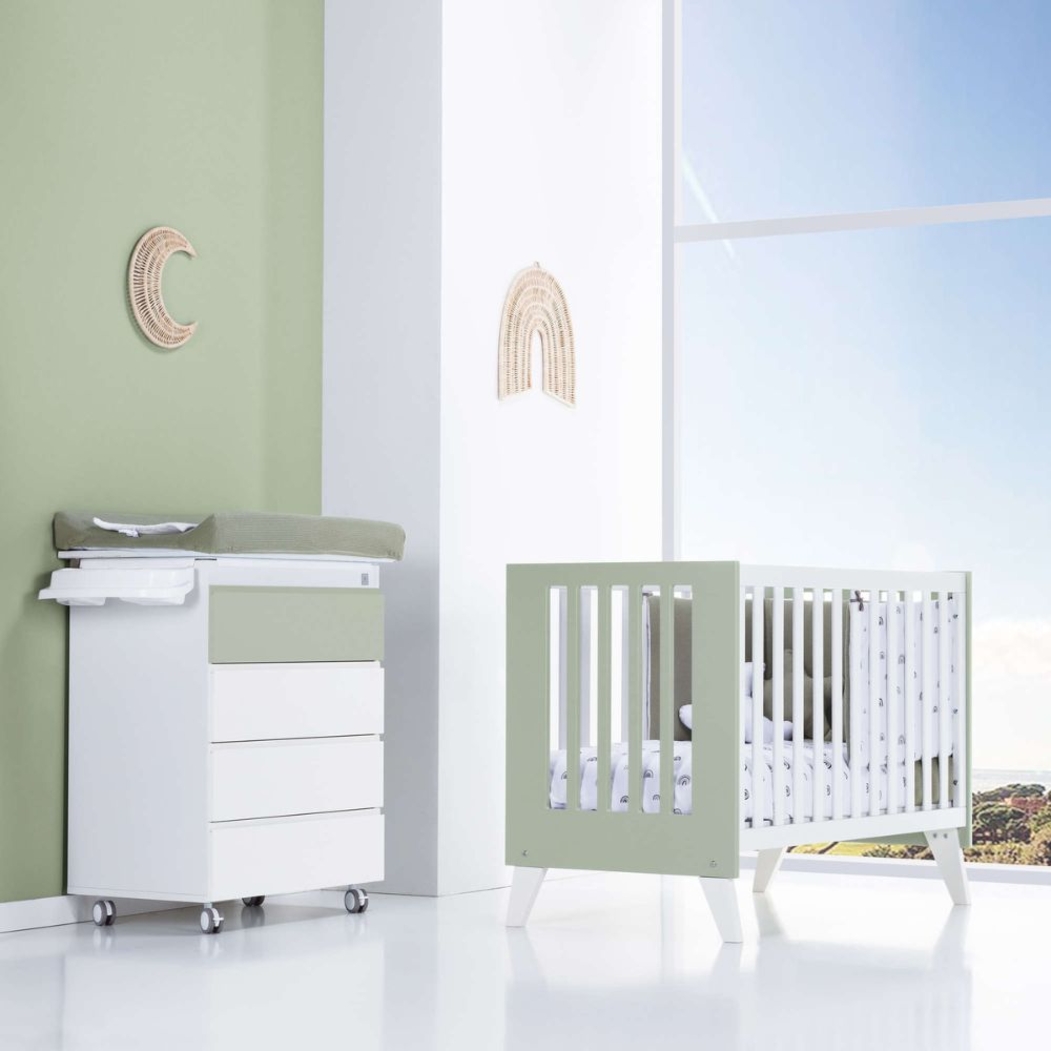 Berço Alondra Nexo Erba | Pinho Lacado 4 em 1 com Barra Infantil, Kit Co-Sleeping e Têxteis - Alondra - NEXO-K14-M7756-TX127