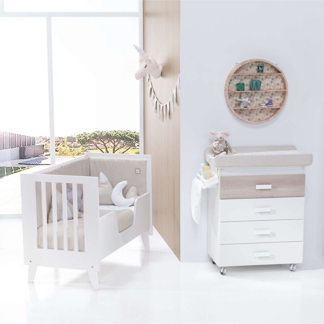 Berço Alondra Nexo White | Pinho Lacado 4 em 1 com Colchão, Barra Infantil, Kit Co-Sleeping e Têxteis - Alondra - NEXO-K16-M7700-TX127