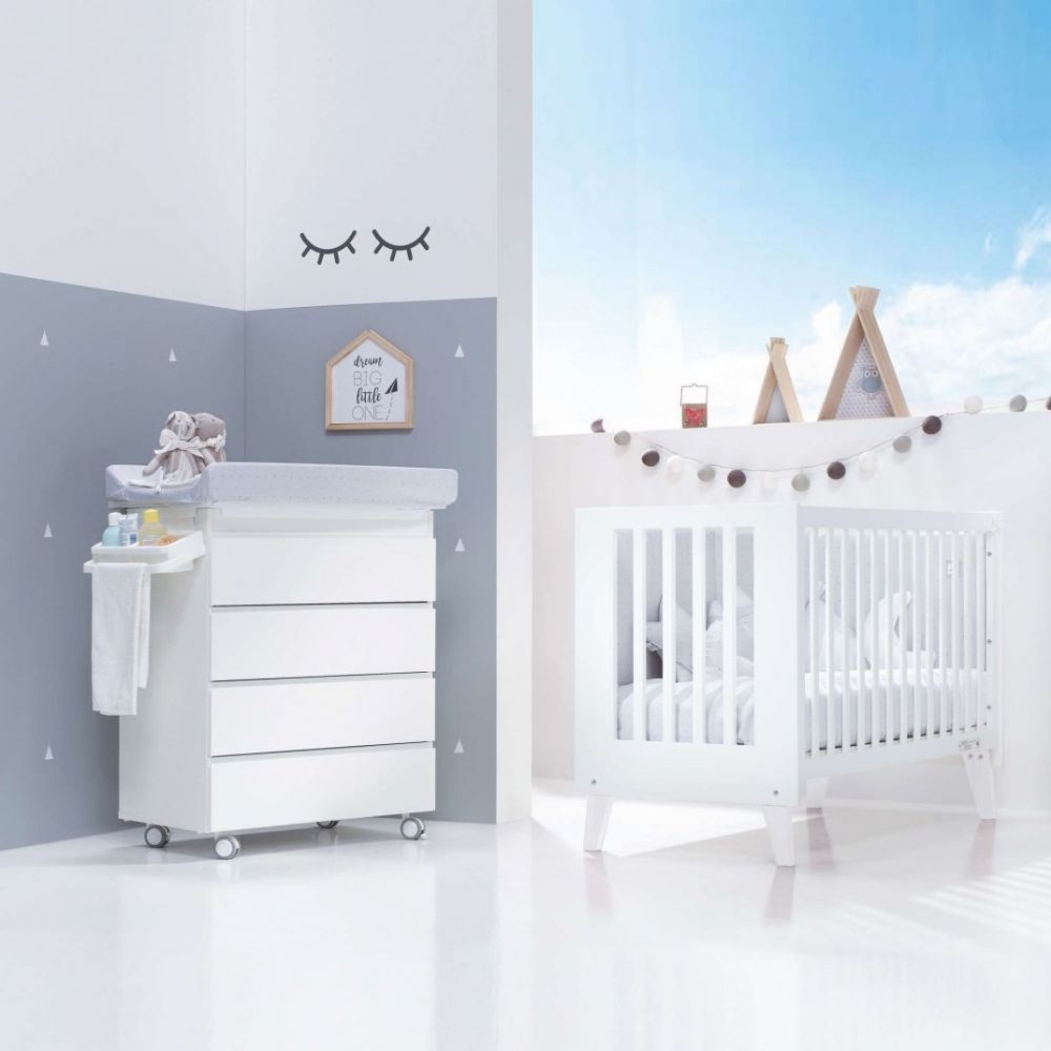 Berço Alondra Nexo Pinho Lacado 4 em 1 com Barra Infantil - Alondra - NEXO-K17-M7700